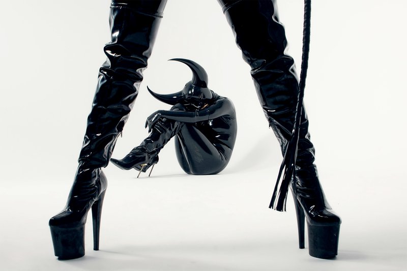 Featured image of post Welcome to Femdom Wiki: Your Guide to Femdom and Female Led Relationships